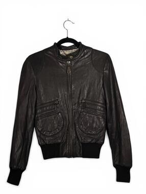 DOMA Aritzia Women’s Small Black Genuine Leather Bomber Jacket Exclusive Rare